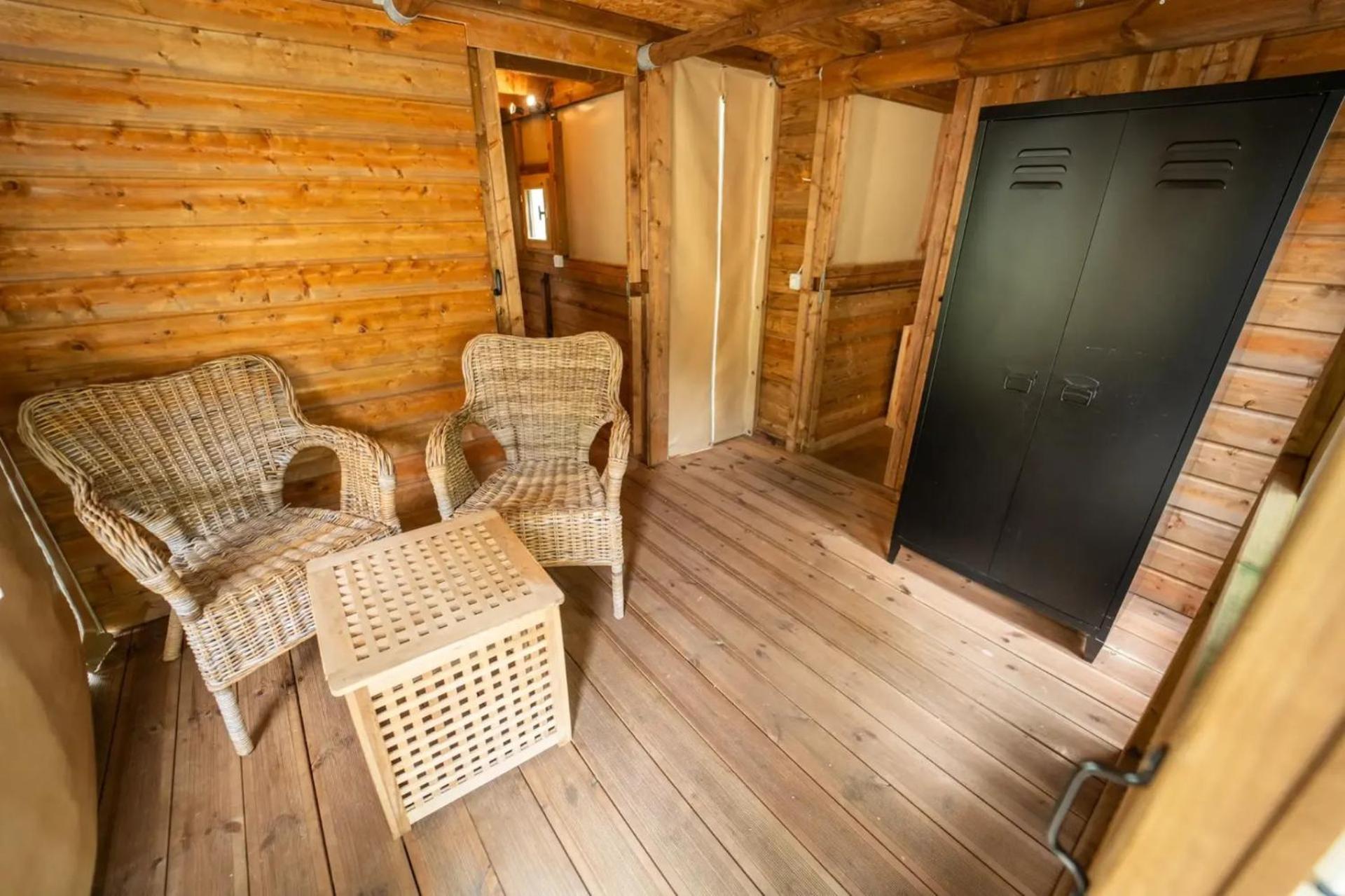 Vacanze Glamping Boutique San Felice del Benaco Room photo