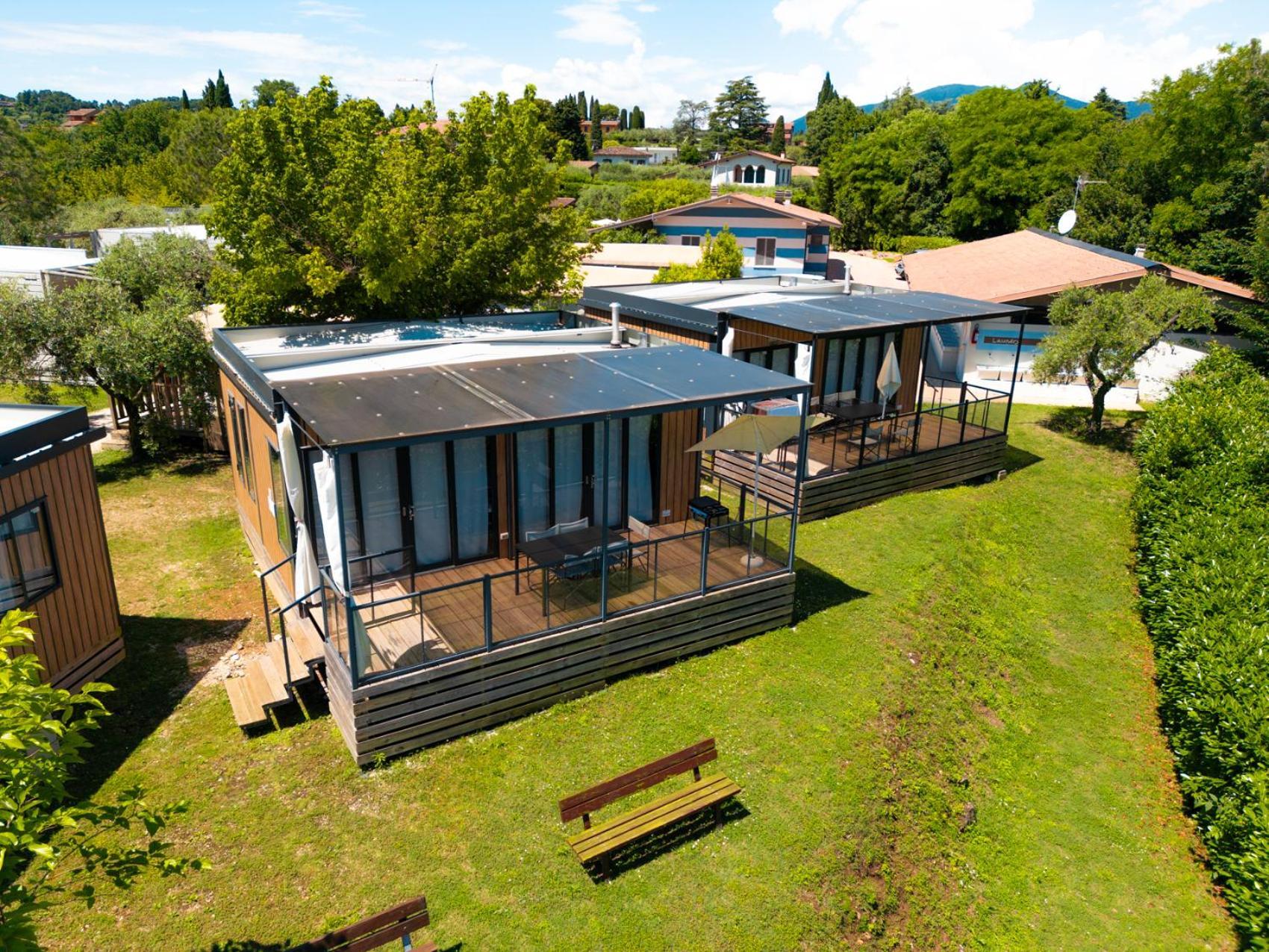 Vacanze Glamping Boutique San Felice del Benaco Room photo