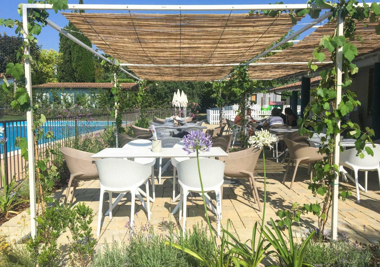 Vacanze Glamping Boutique San Felice del Benaco Exterior photo