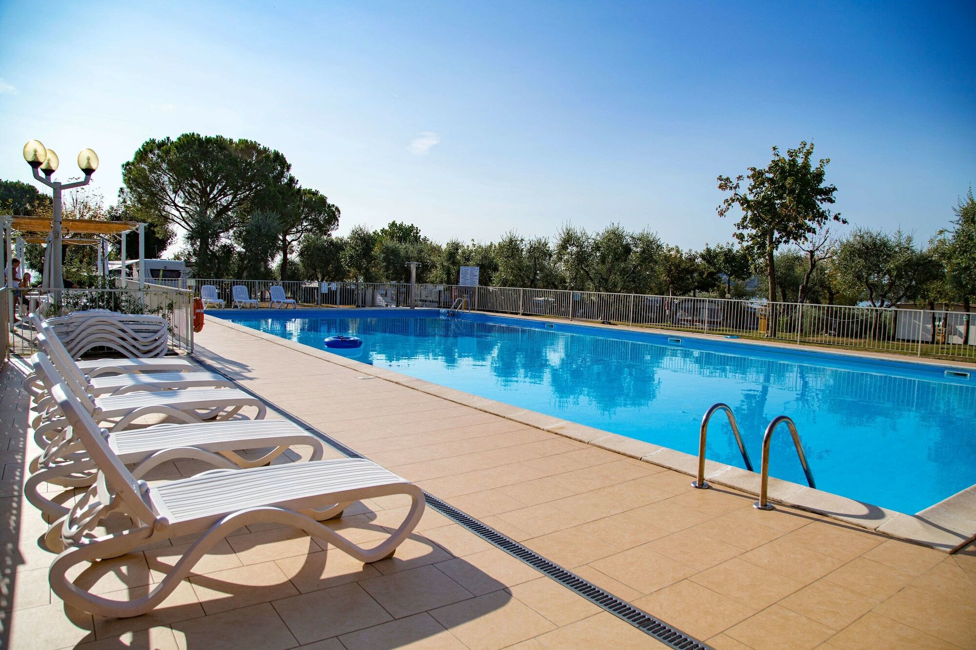 Vacanze Glamping Boutique San Felice del Benaco Exterior photo